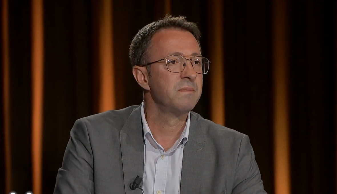 Krasniqi  Në PDK nuk dihet kush udhëheq  LDK duhej ta zyrtarizonte emrin e Vjosa Osmanit me nënshkrime