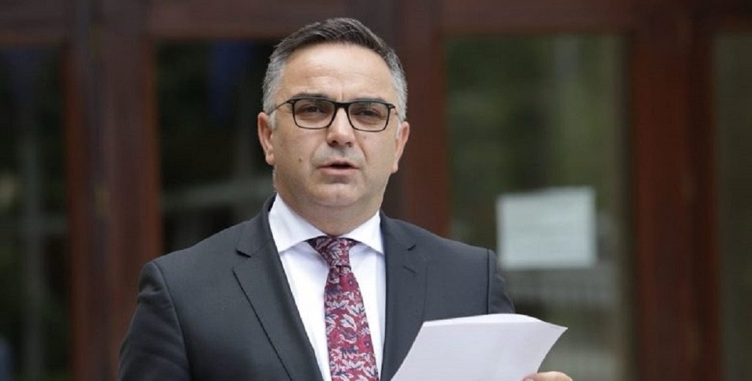 Tahiri  AAK del e forcuar nga zgjedhjet lokale