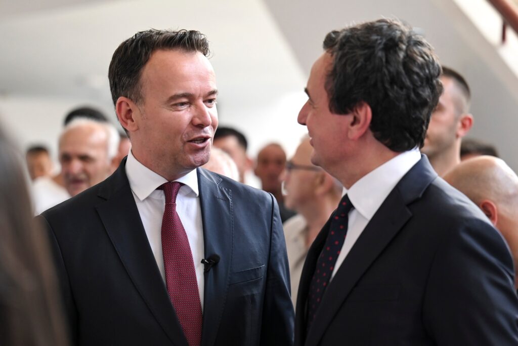 Faton Peci  Minimalisht Albin Kurti edhe një dekadë është i pamposhtur