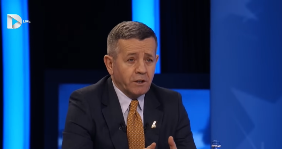 Rrustem Mustafa kritikon Albin Kurtin  Qeveri e vjetër  kurrë më 51 për qind