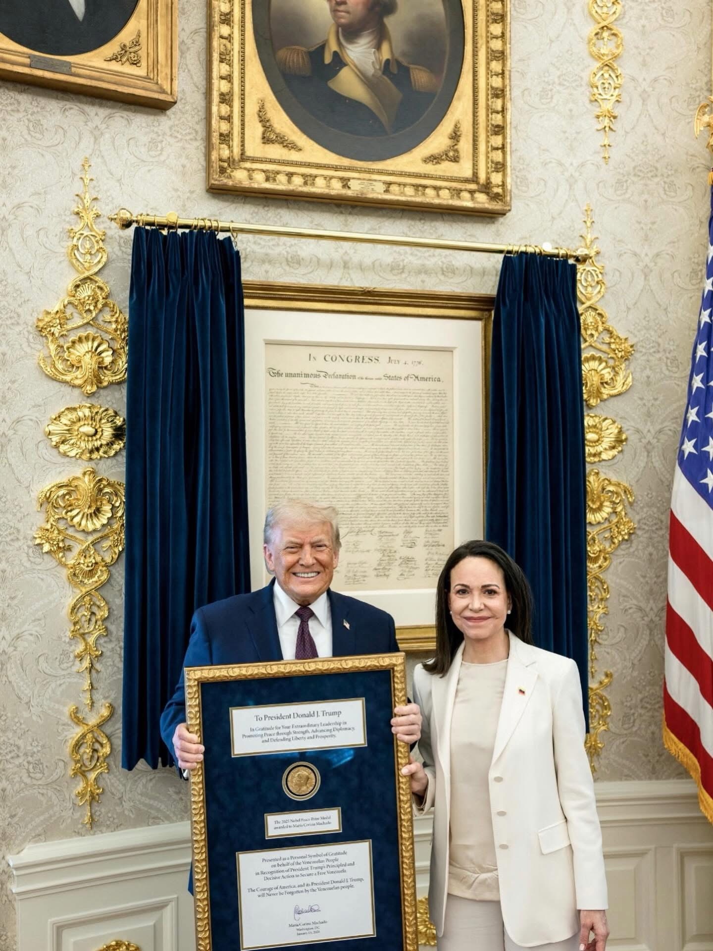 Maria Corina Machado ia dorëzoi medaljen e Nobelit për Paqe Donald Trumpit