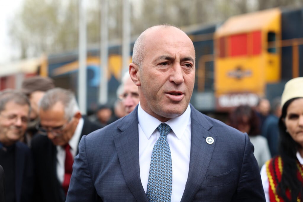 Ramush Haradinaj akuzon rëndë Albin Kurtin  Ke qenë dhëndër i minsitrit të Brendshëm të Serbisë