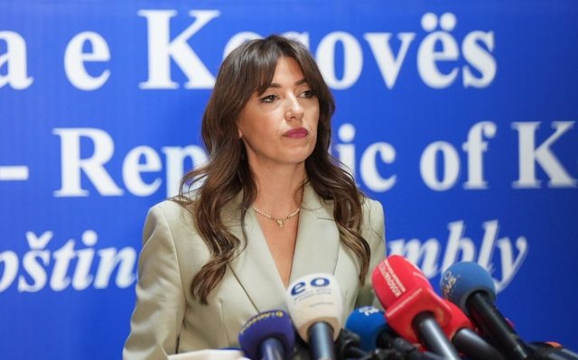 Albulena Haxhiu bëhet gruaja më e votuar në zgjedhjet e 7 qershorit