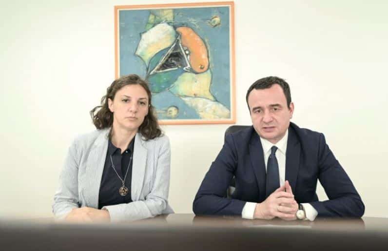 Rizvanolli insiston në gazifikim të thëngjillit  Qeveria e Kosovës nuk është kundër gazit nga ShBA ja