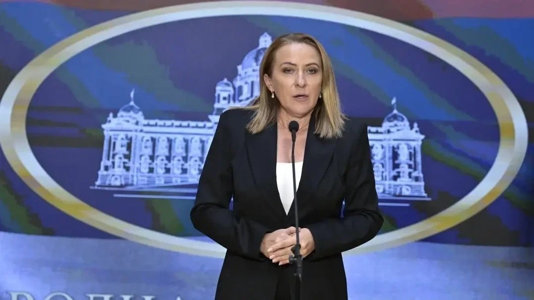 Ministrja serbe i kërkon falje Vuçiqit pas deklaratës për  spastrimin etnik të Kosovës 