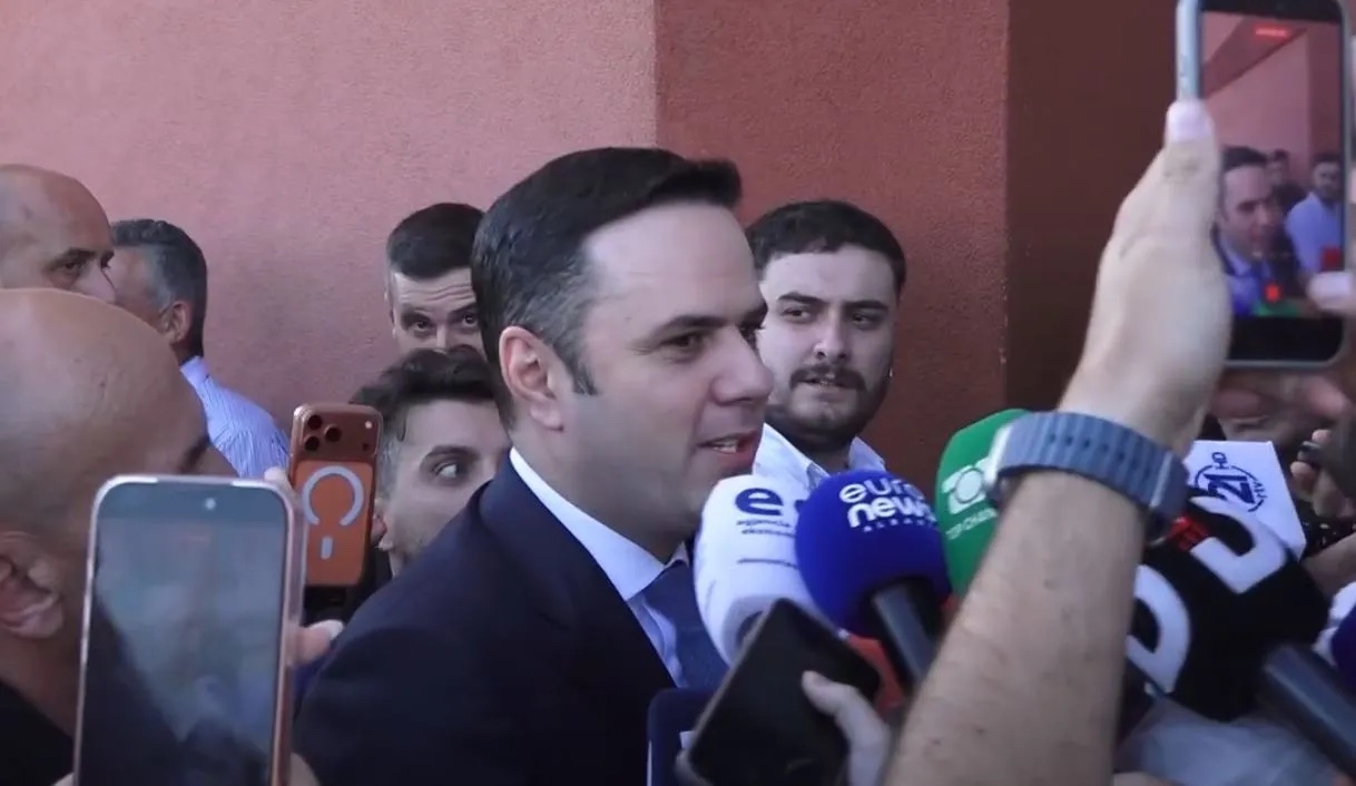 Abdixhiku për takim të mundshëm sot me Kurtin  S ka asgjë të re