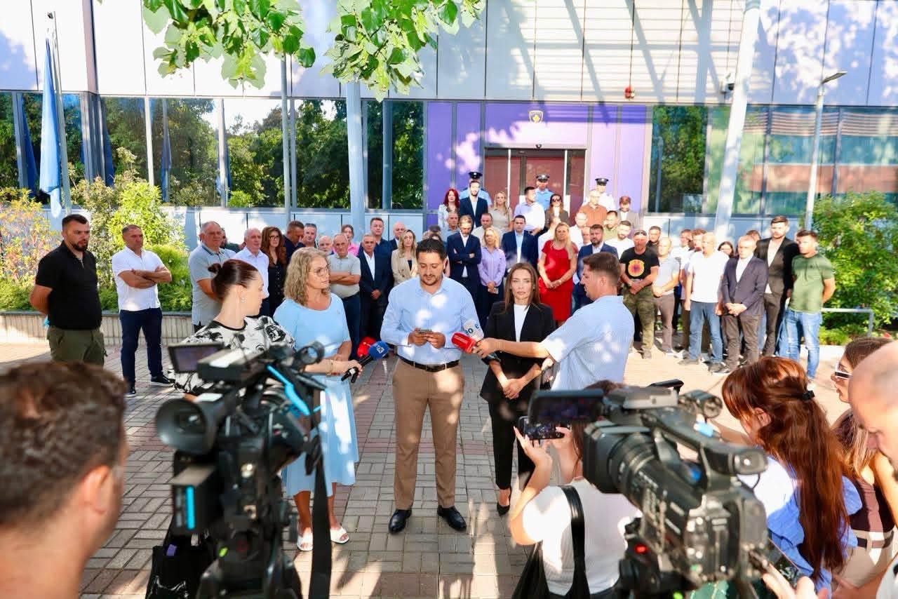 Çitaku para Qeverisë  Nuk do të zmbrapsemi  deri në konstituimin e Kuvendit