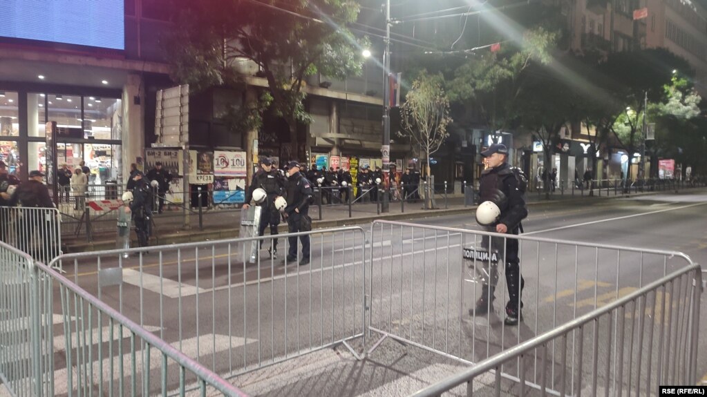 Zgjedhjet në Serbi  Shtohet numri i policëve pranë komisionit të zgjedhjeve dhe Presidencës serbe
